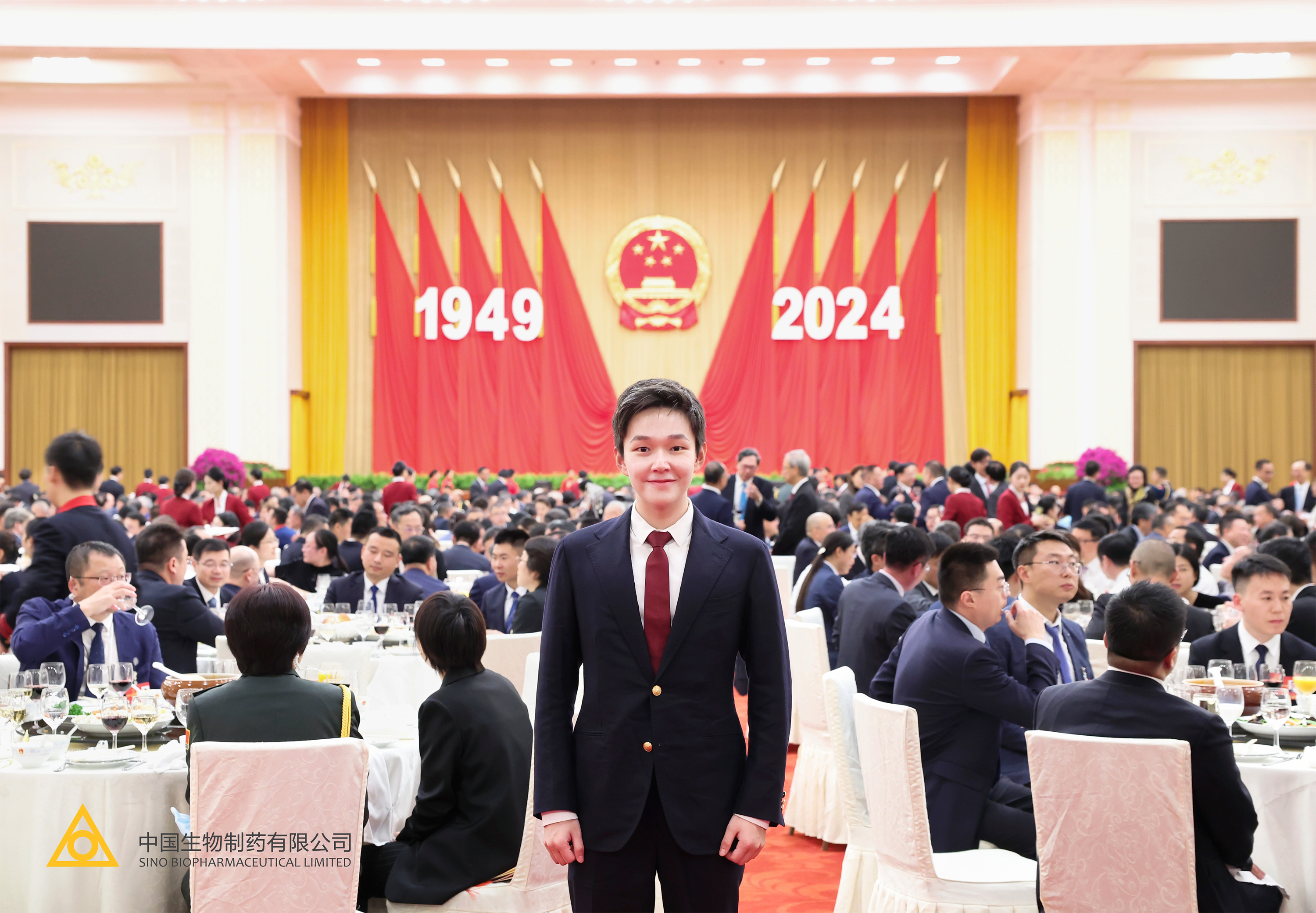 谢其润、谢承润应邀出席2024年国庆系列活动